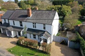 Beech House, Beech Lane, Woodcote, Reading RG8 0PY
