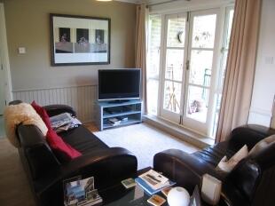 Reception room2