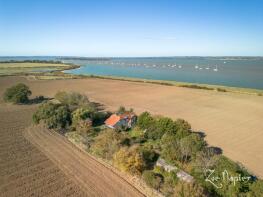 Wade Cottage, Scarletts, Southminster CM0 7NJ
