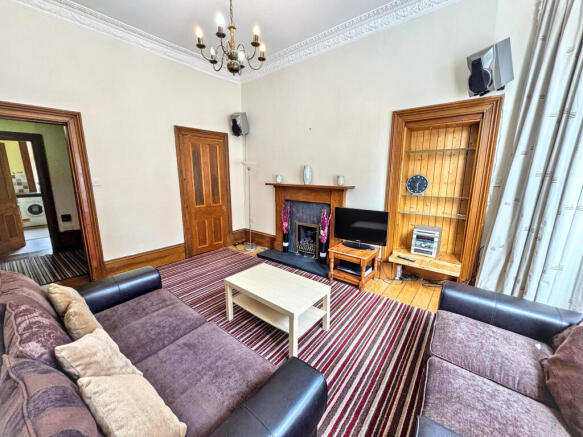 Lounge 2