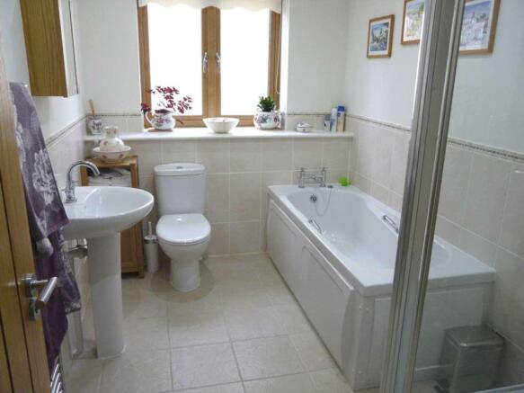 Photo 9