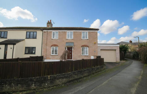 Heath Road, Weaverham, CW8