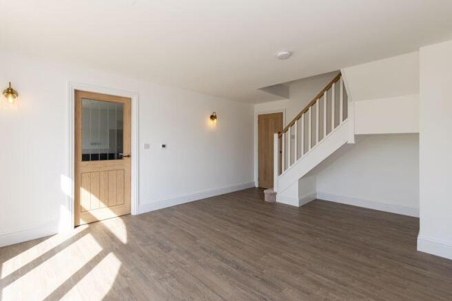 5 bed Barn Conversion for sale Image 7
