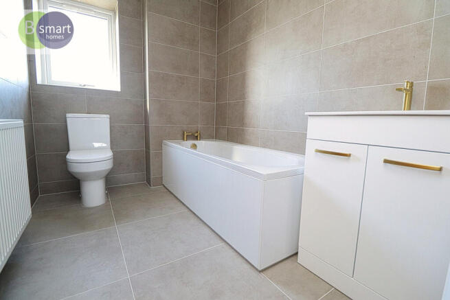 3 bed Detached for sale Image 12