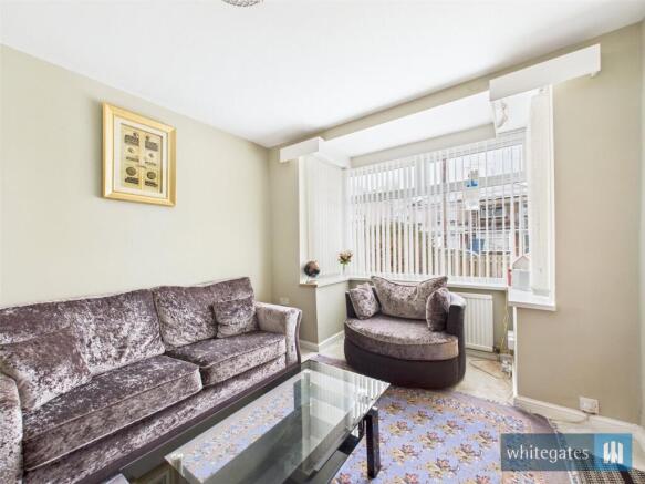 3 bed Semi-Detached for sale Image 5