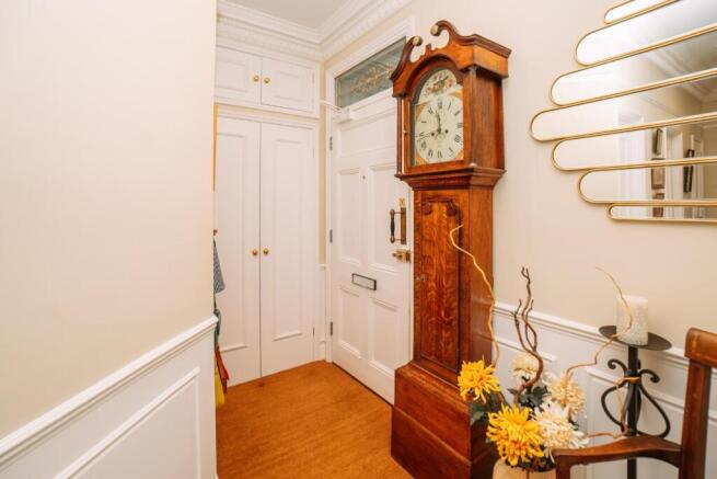 5, St James Court [Entrance Hall]13.jpg