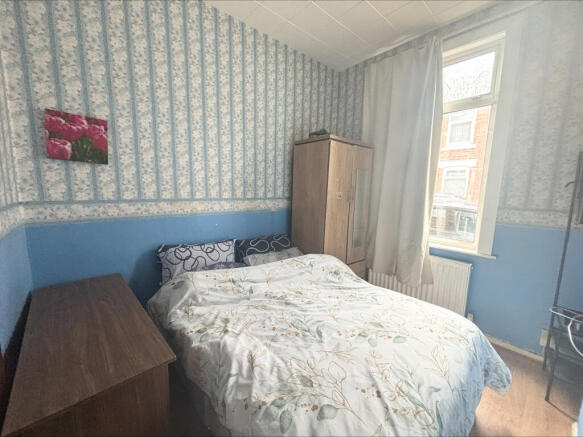 3 bed House to rent Image 7