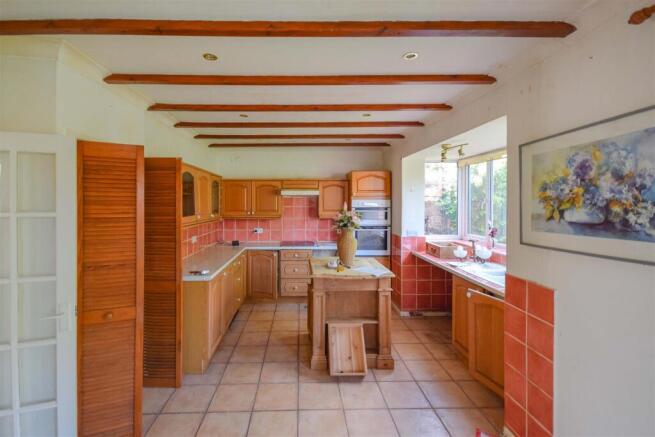 KITCHEN & DINER