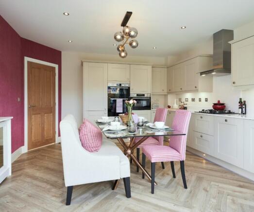4 bed Detached for sale Image 6