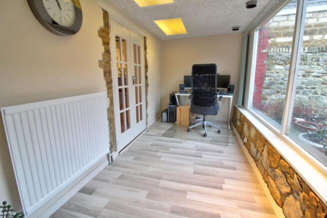 Sunroom/Office