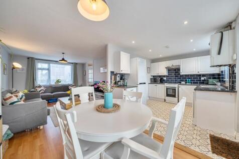 Lodden Avenue, Berinsfield, Wallingford