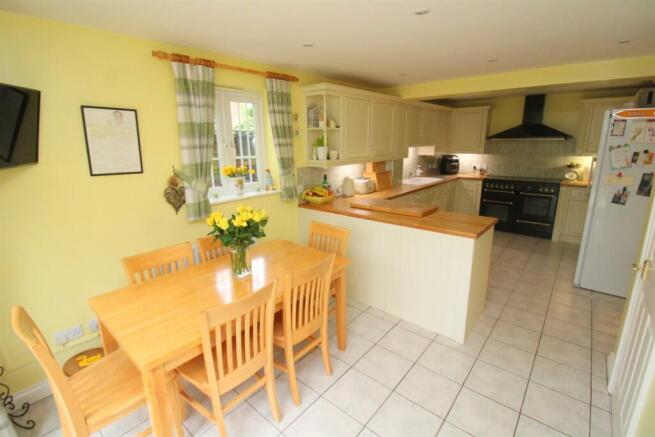 Kitchen1-001.JPG