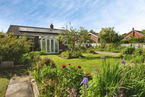 Chestnut Avenue, Bucknall, LN10
