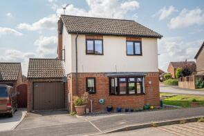 17, Augustine Way, Charlton SP10 4EG