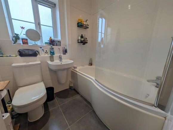Bathroom.jpeg