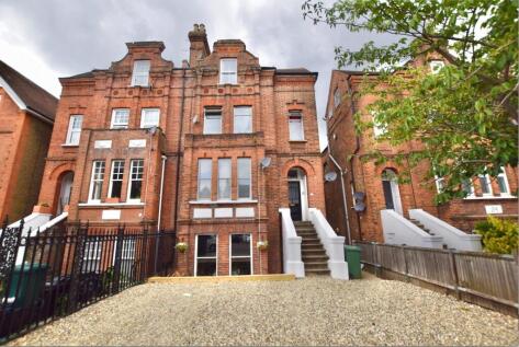 Hermon Hill, Wanstead, E11