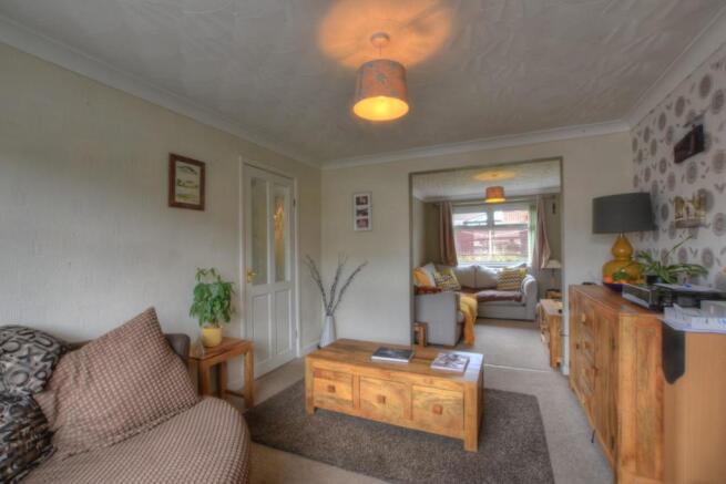 livingroom.jpg