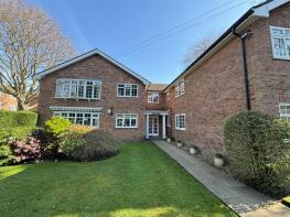 6, Pinewood Court, Altrincham WA14 3HY