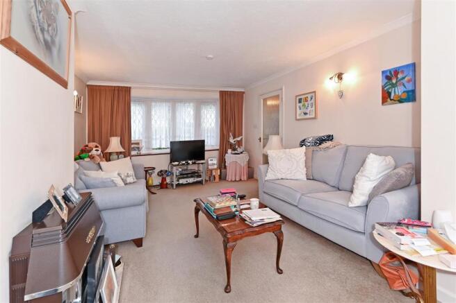Sitting/Dining Room