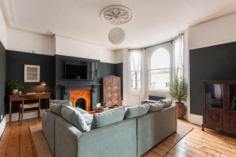 Gladstone Terrace, Brighton