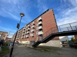 Apartment 70, 5 Vantage Quay, Brewer Street, Manchester M1 2ER