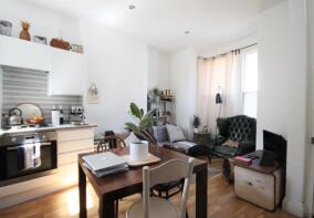 Ground Floor Flat, 78, Beresford Road, Hornsey, London N8 0AH