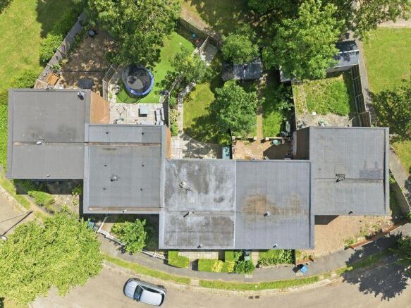 Amwell Court, Waltham Abbey photo 4