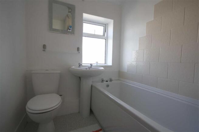 BATHROOM/WC