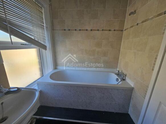 2 bed Terraced for sale Image 8