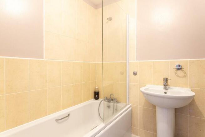 Westview Close-5.jpg