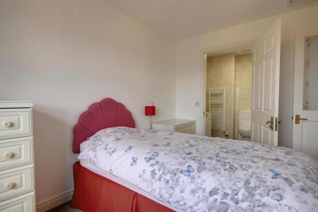 1 bed Apartment for sale Image 10