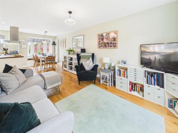 Jubilee Close, Melbourne, DE73 8GR photo 4