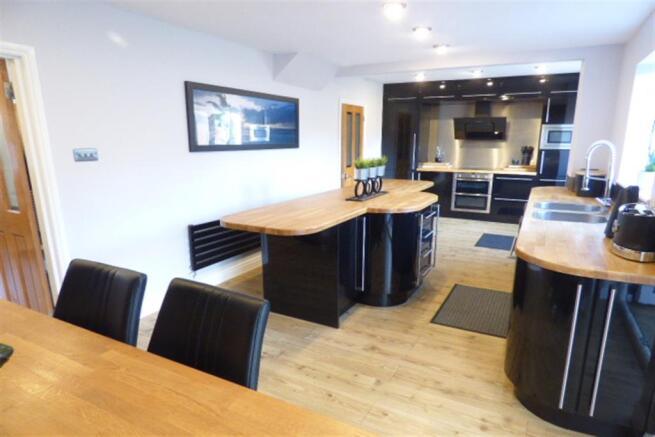 Kitchen+