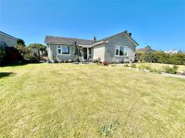 16, Ffordd Eleth, Moelfre LL72 8LU