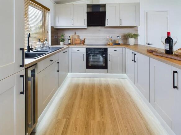 2 bed Lodge for sale Image 8