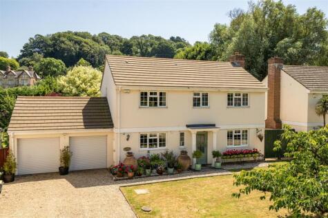 Sea Road South, Bridport
