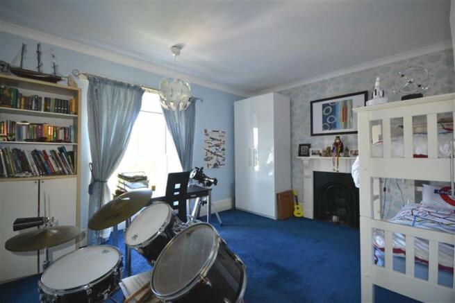 Photo 8