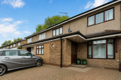 Cambeck Close, Whitefield, M45