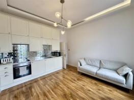 Flat 9, 17, Laton Road, Hastings TN34 2ES