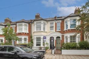 13, Whitehall Gardens, Chiswick, London W4 3LT