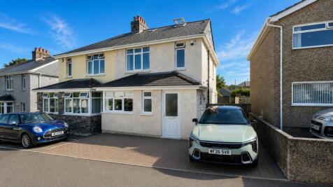 Standarhay Villas, Plymouth, PL9