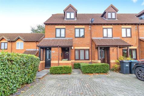 Tompkins Close, Shenley Brook End, Milton Keynes, Buckinghamshire, MK5