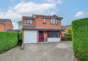 16, Elmstone Close, Redditch B97 5UR
