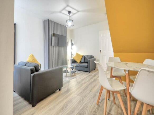 lounge_2_preprocesse