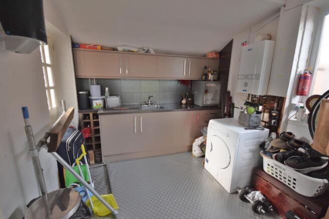 Garage/Utility