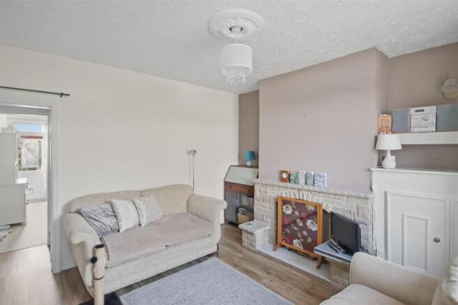 Madin Street, New Tupton, S42 photo 4