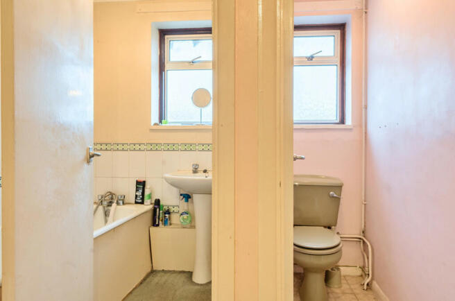 Bathroom/Wc
