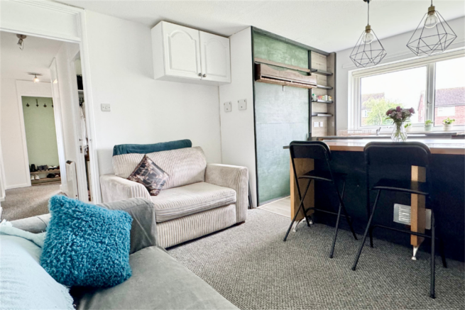 Lounge/Kitchen