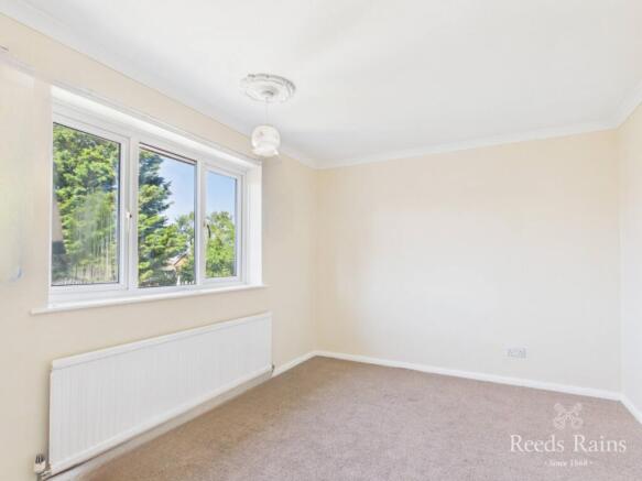 3 bed Semi-Detached to rent Image 9