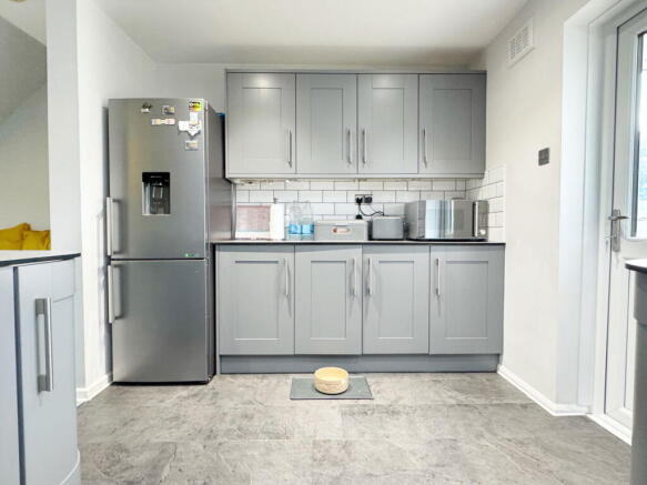 Broadridge Close, Newton Abbot, TQ12 1YE photo 4